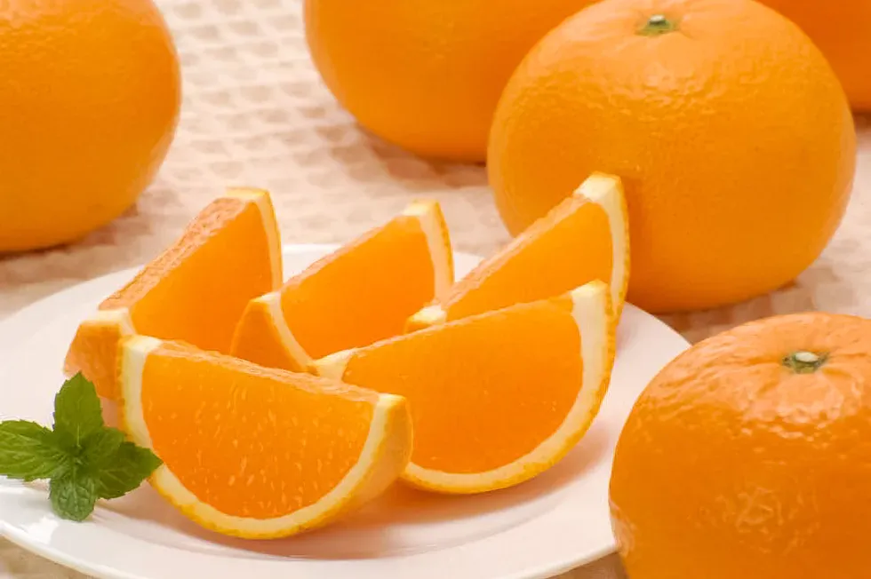 みかんとオレンジを掛け合わせて誕生した清見タンゴール
