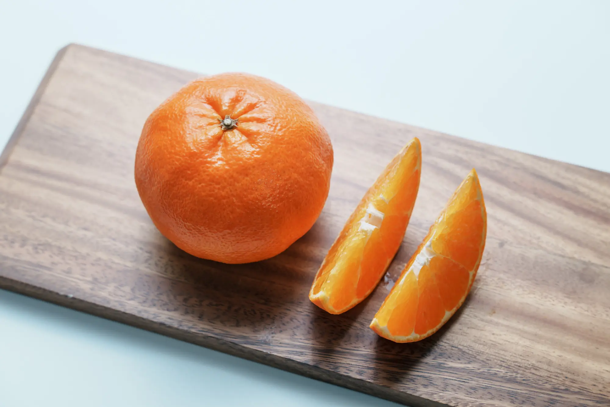 皮が薄く手で簡単にむけて食べられる甘平